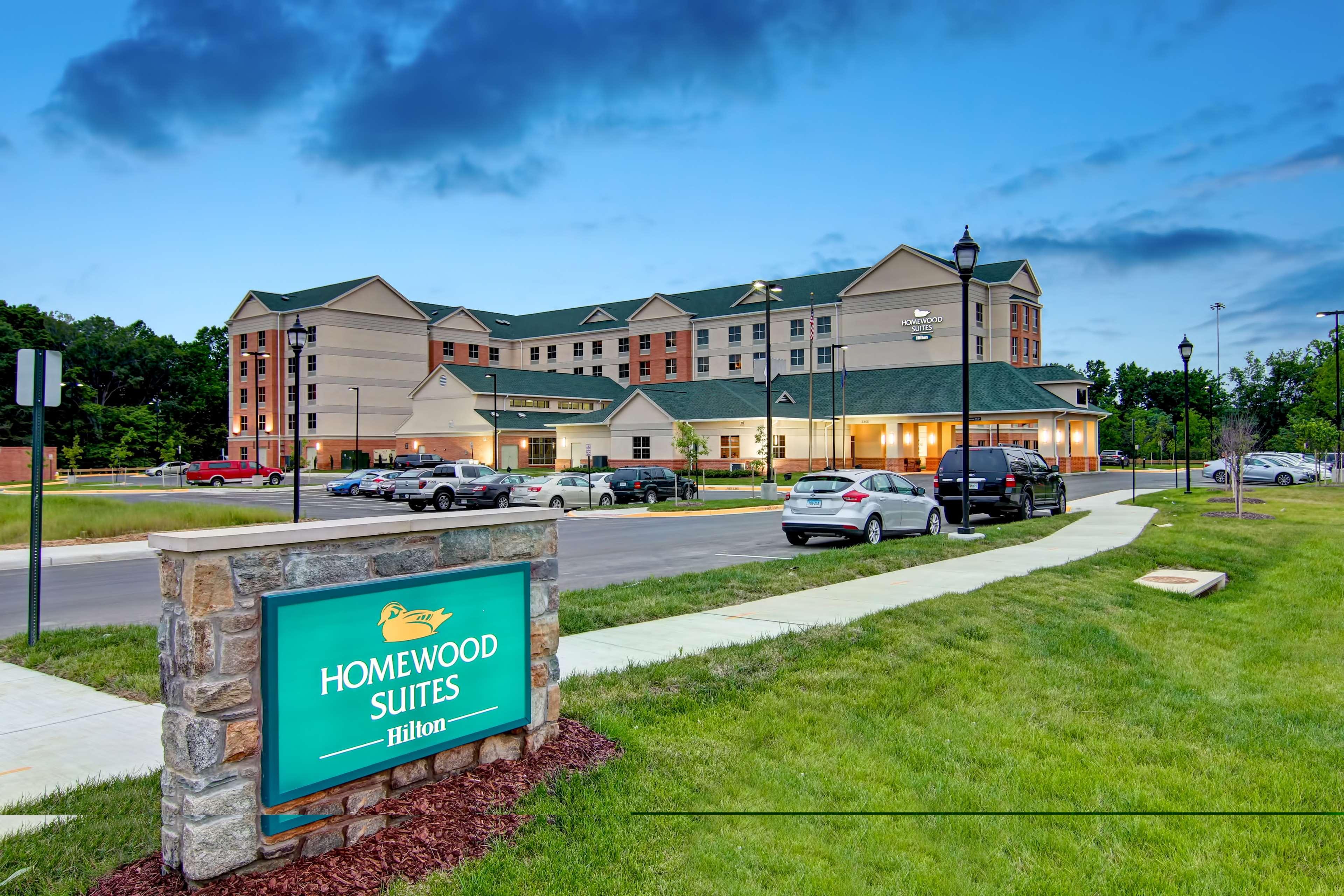 Homewood Suites By Hilton Woodbridge Kültér fotó