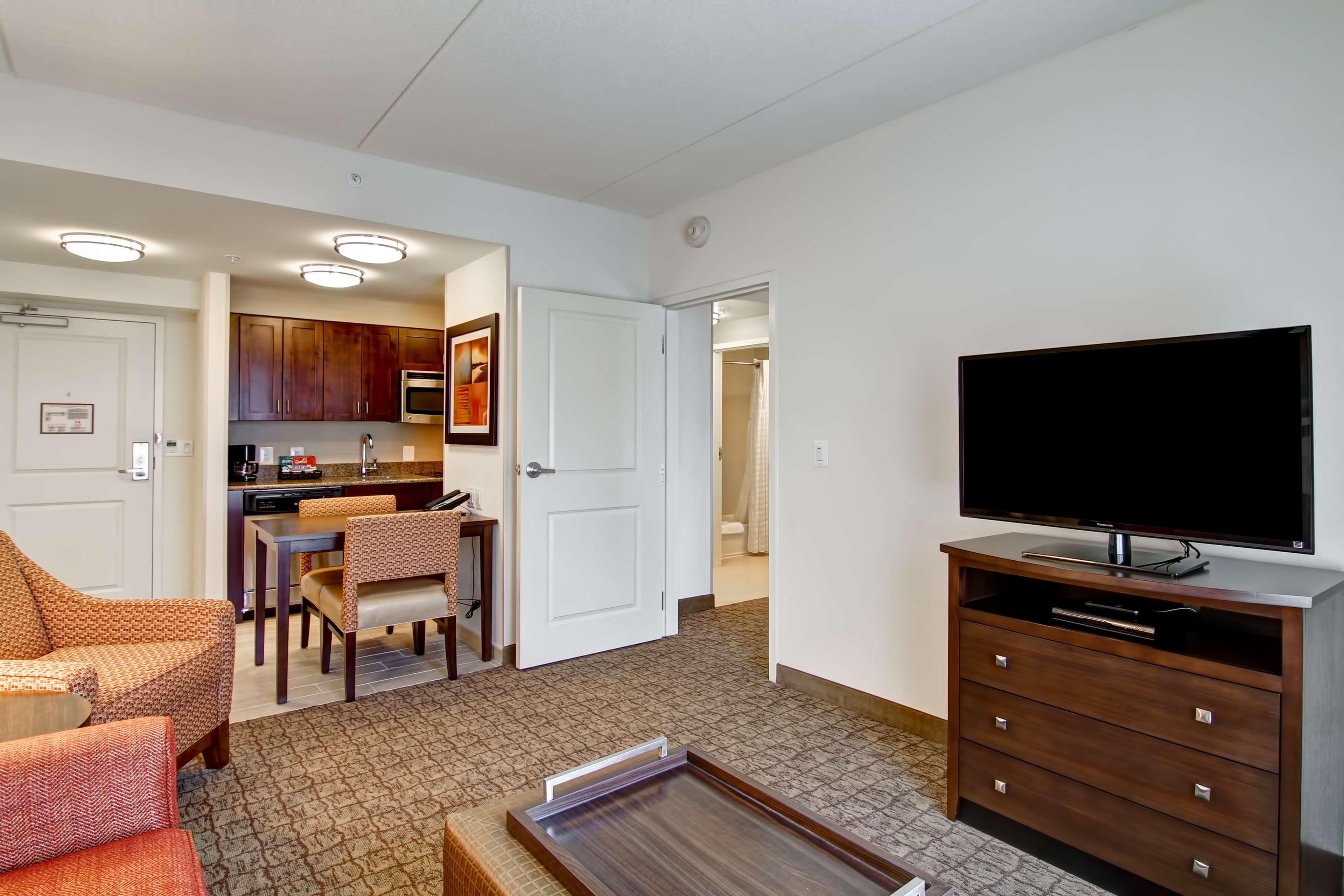 Homewood Suites By Hilton Woodbridge Kültér fotó