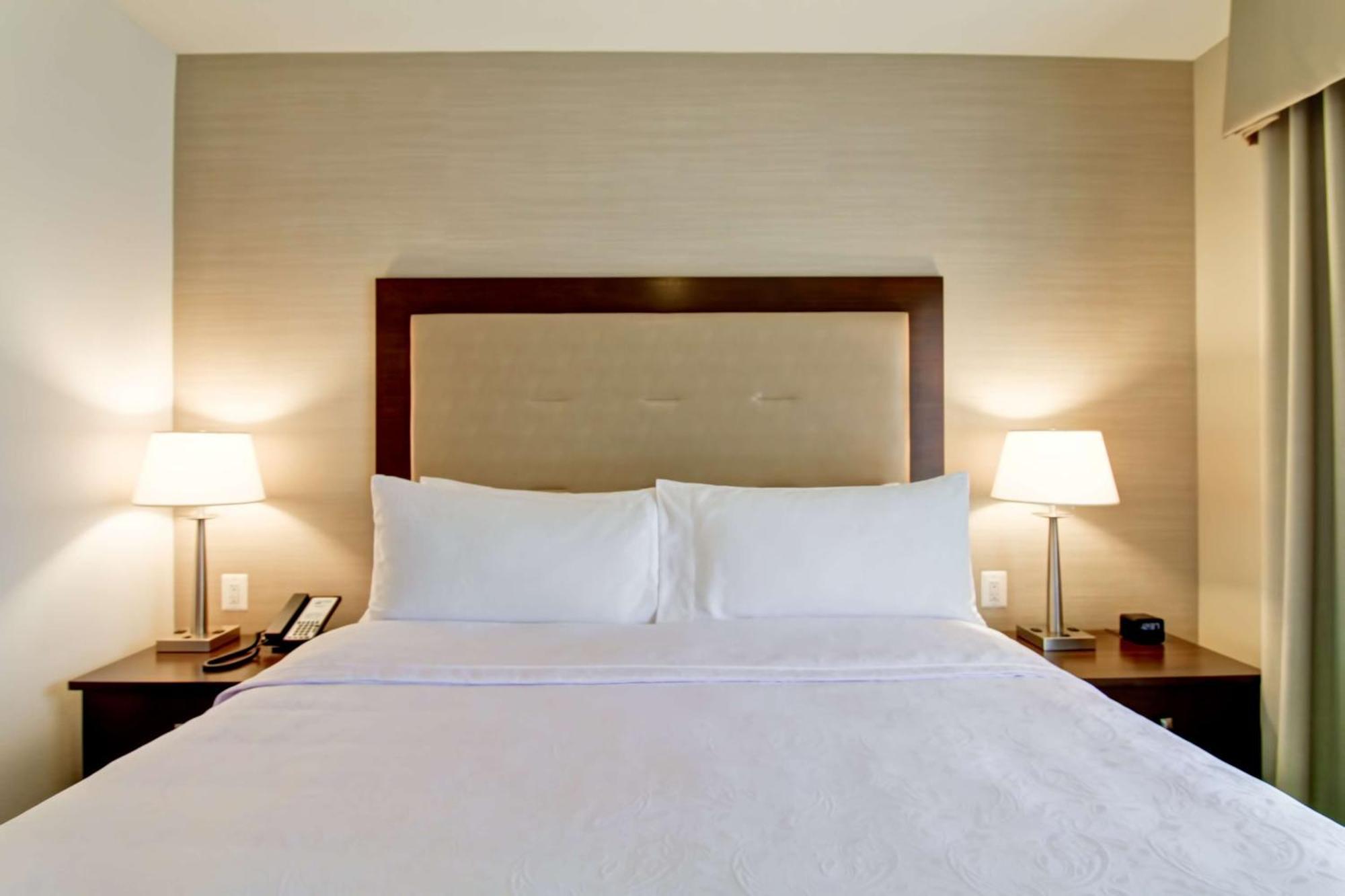Homewood Suites By Hilton Woodbridge Kültér fotó